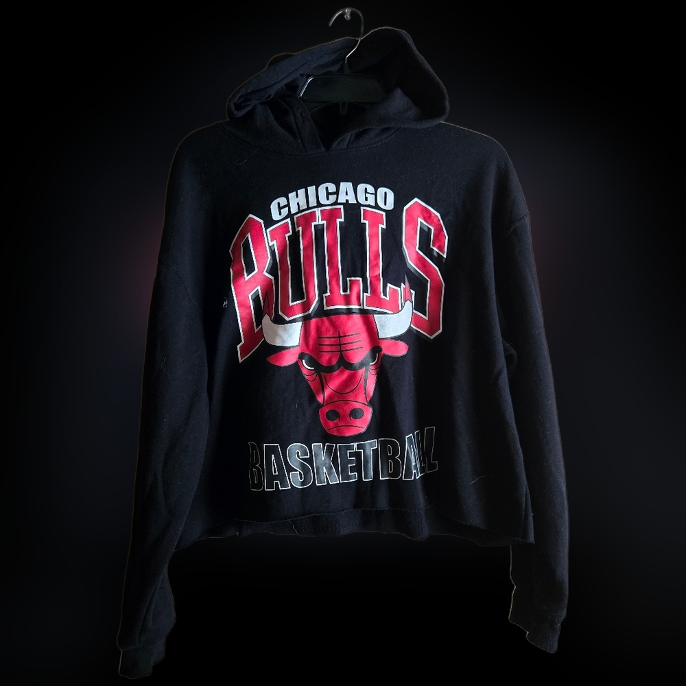 Chicago Bulls Cropped Hoodie Womens